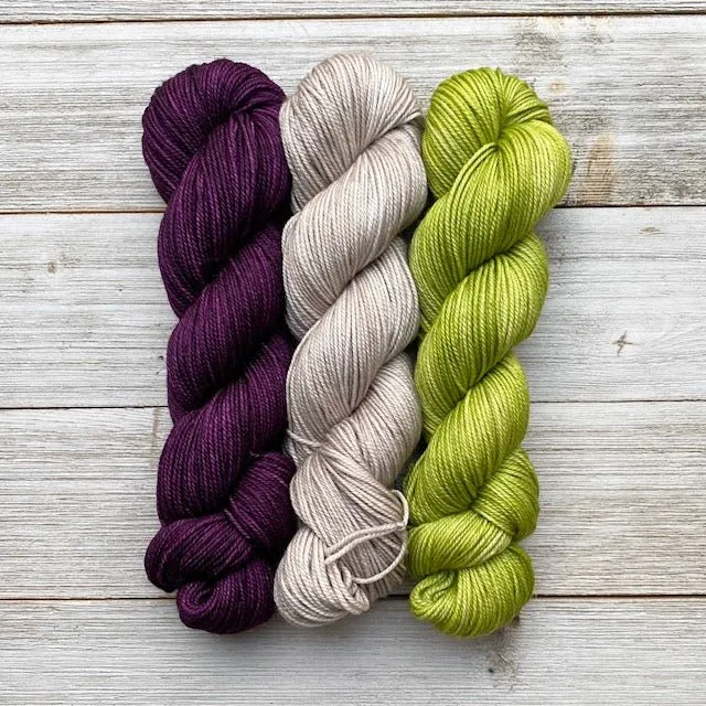 'All About Me Cowl' Kit - (Pattern Not Included)