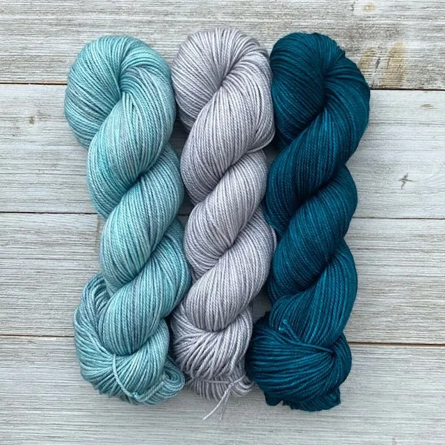 'All About Me Cowl' Kit - (Pattern Not Included)