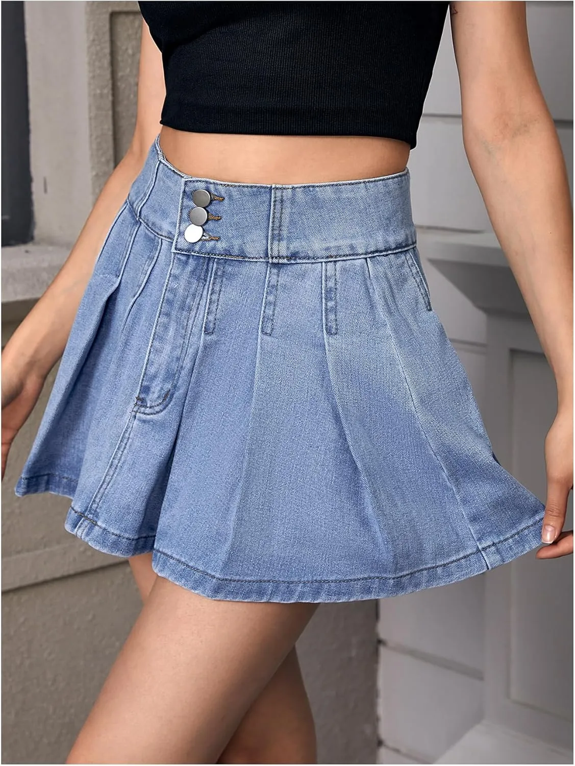 Verdusa Women's Denim Skirt Button Up High Waist A Line Mini Pleated Jean Skirt